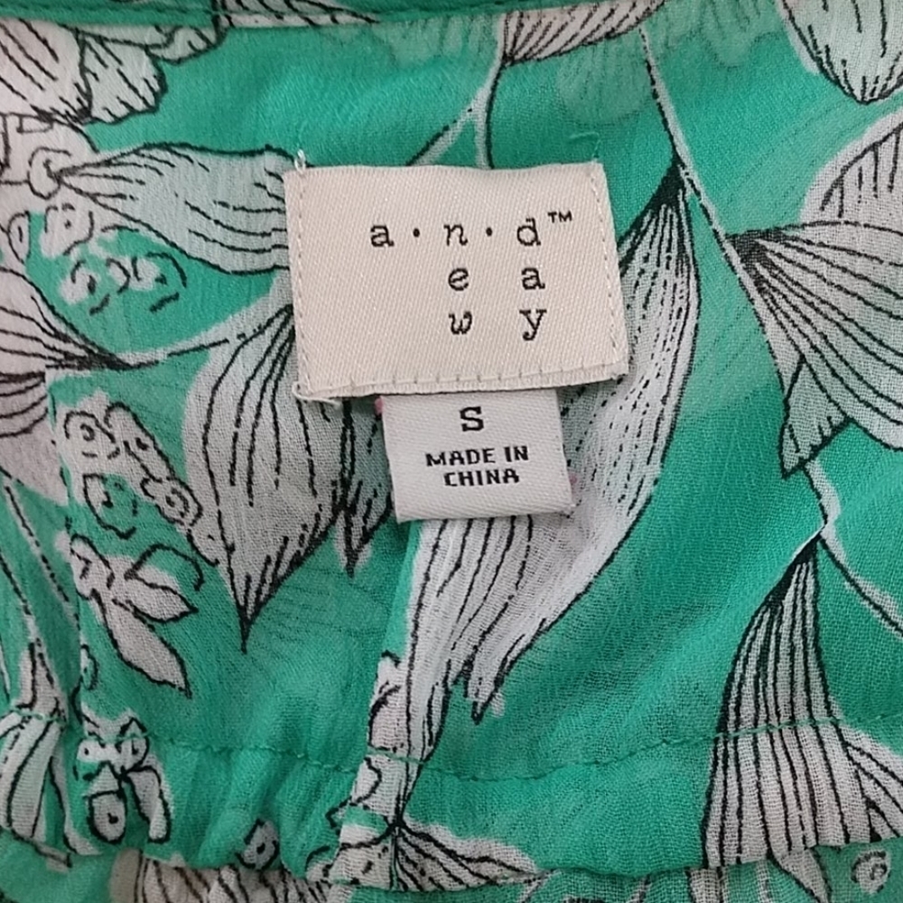 A New Day Sheer Blouse Size XS - Picture 5 of 9